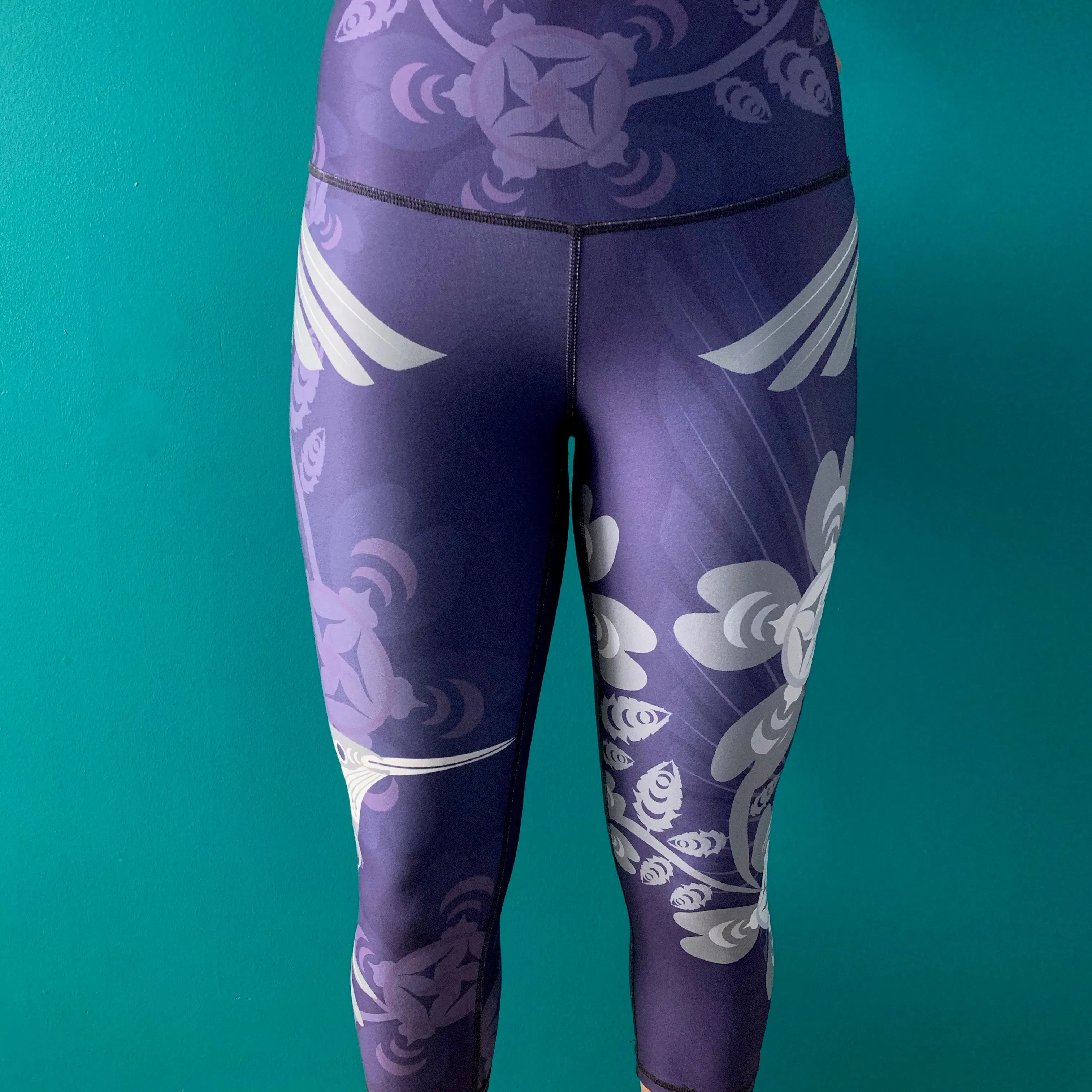 Jas the Hummingbird - Capri Legging