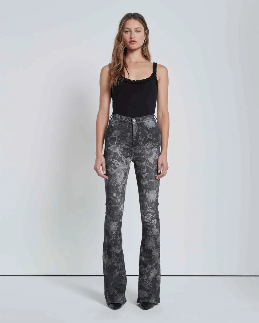 Ultra High Rise Skinny Bootcut In Fairytale Floral Black